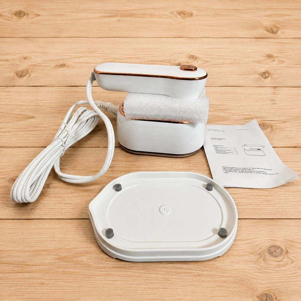 Mini Travel Iron Micro Steam Iron Portable Handheld Garment  Steamer [A3]